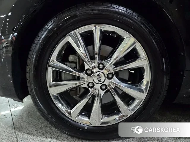 Kia The New Carnival id 3039135 из Кореи 11