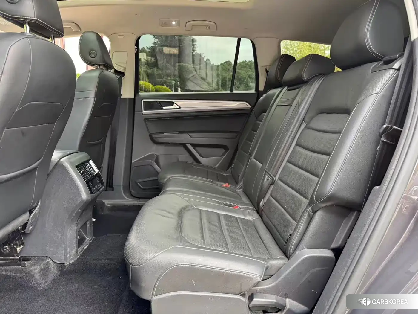 Volkswagen Touareg id 4600881 из Китая 11