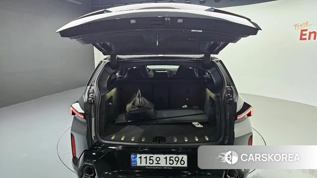 BMW XM (G09) id 3883396 из Кореи 11