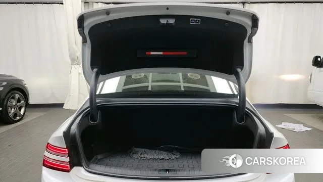 Genesis Electrified G80 (RG3) id 3463103 из Кореи 11