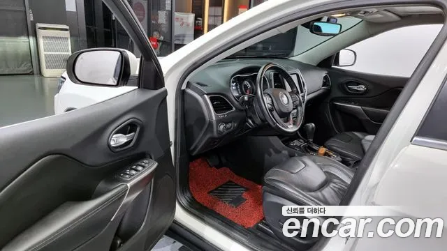 Jeep Cherokee (KL) id 2706357 из Кореи 11