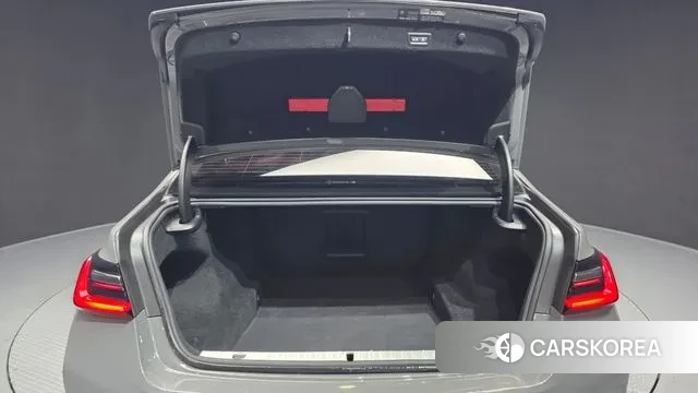 BMW 7 Series (G11) id 3615465 из Кореи 11