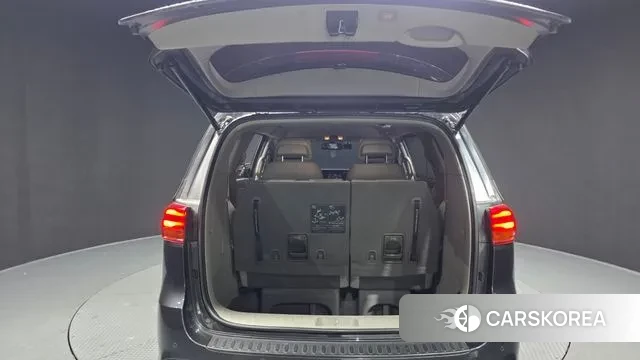 Kia The New Carnival id 3617139 из Кореи 11