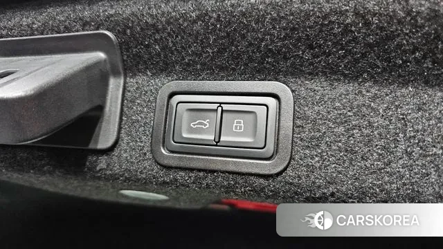 Audi A6 (C8) id 3349340 из Кореи 11