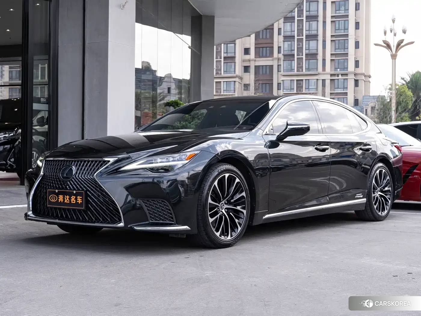 Lexus LS id 4576803 из Китая 11