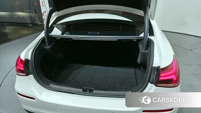 Mercedes-Benz A-Class W177 id 3567984 из Кореи 11