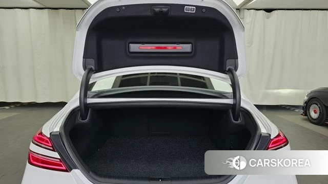 Genesis The New G70 id 4395342 из Кореи 11