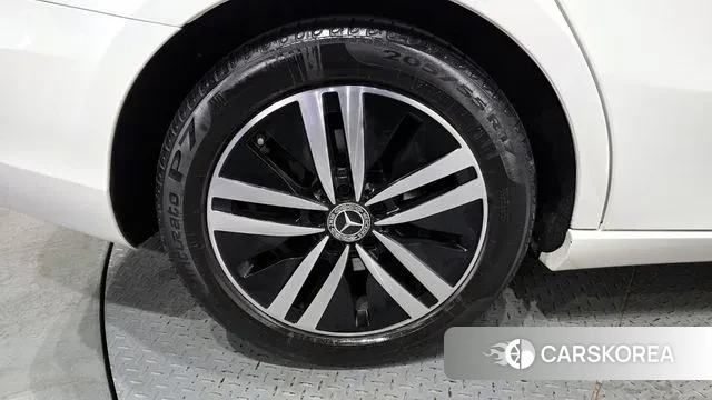 Mercedes-Benz A-Class W177 id 3765504 из Кореи 11