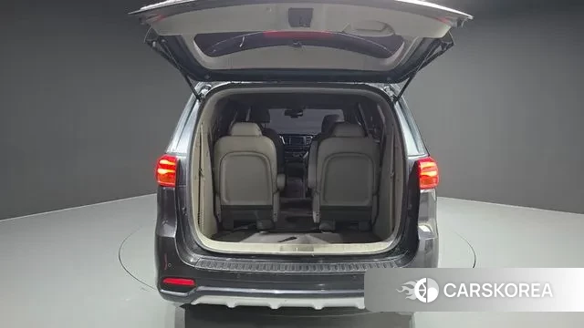 Kia The New Carnival id 3608028 из Кореи 11