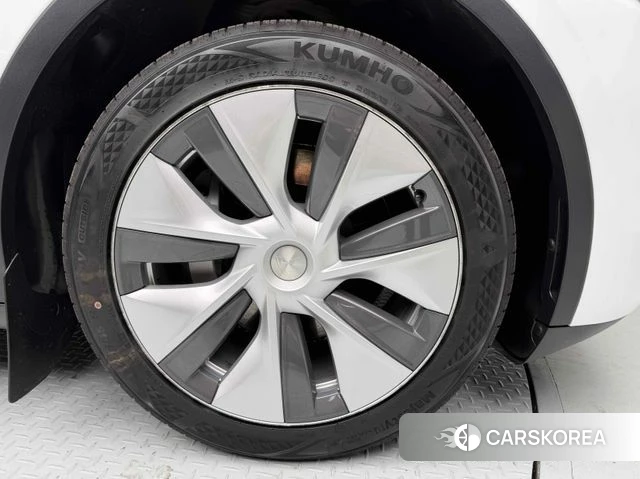 Tesla Model Y id 4177819 из Кореи 11