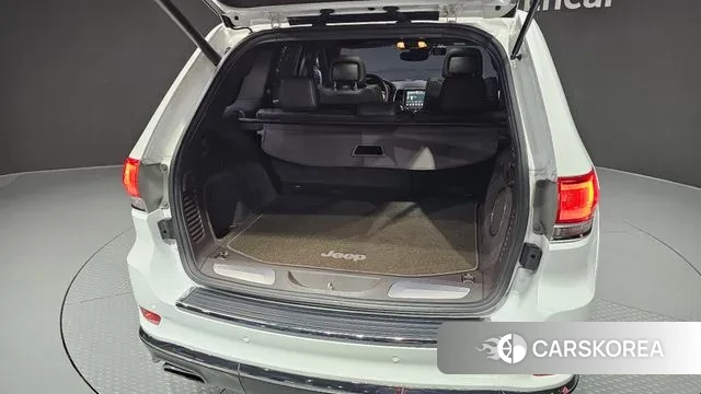 Jeep Grand Cherokee id 3703884 из Кореи 11