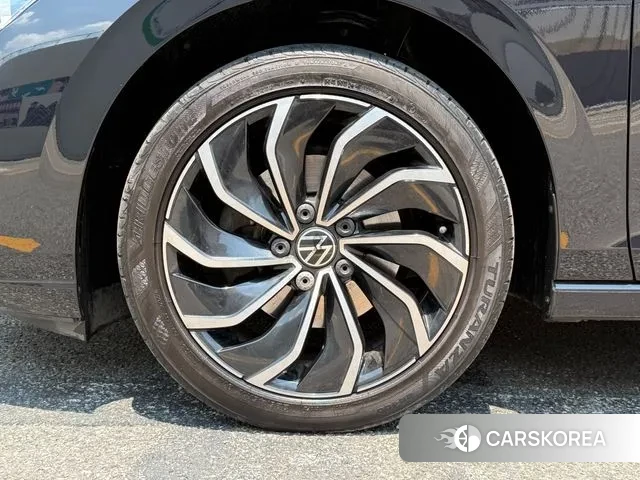 Volkswagen Golf 8th Generation id 2975198 из Кореи 11