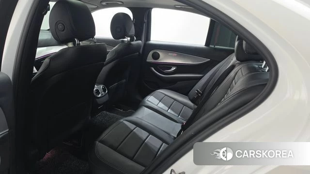 Mercedes-Benz E-Class W213 id 4652270 из Кореи 11