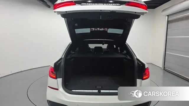 BMW 6 Series GT (G32) id 3402407 из Кореи 11