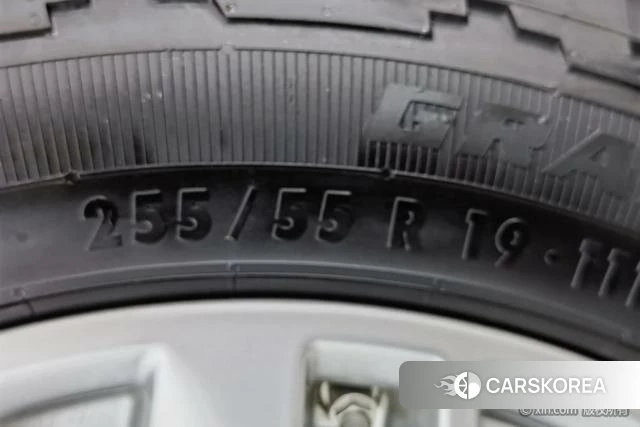 Volkswagen Touareg id 4253584 из Китая 11