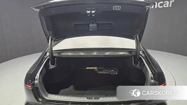 Hyundai Grandeur (GN7) id 3415821 из Кореи 11