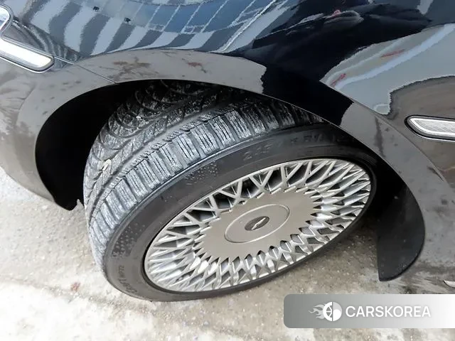 Genesis G90 id 3433816 из Кореи 11