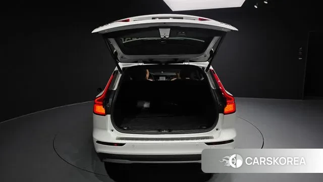 Volvo V60 Cross-Country 2nd Generation id 3410435 из Кореи 11