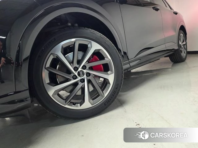 Audi Q5 (80A) id 4353887 из Кореи 11