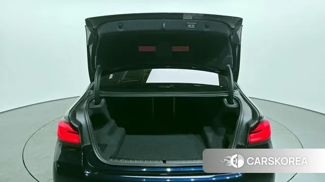 BMW 5 Series (G30) id 3676532 из Кореи 11