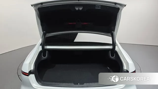 Hyundai Grandeur (GN7) id 3447545 из Кореи 11