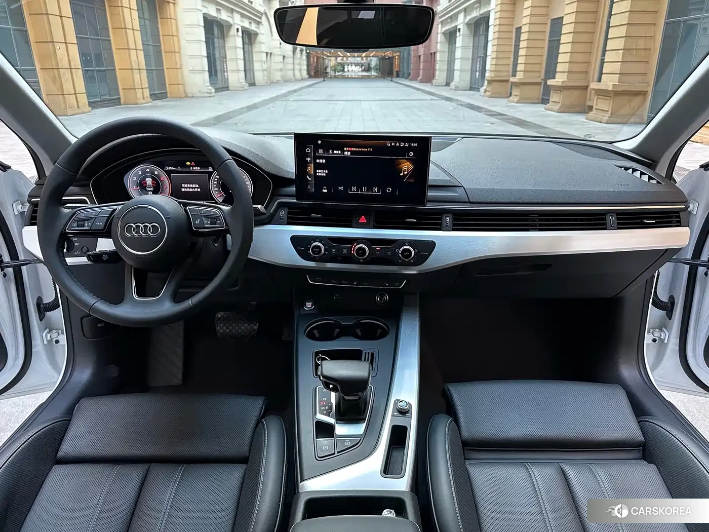 Audi A4L id 4617057 из Китая 11