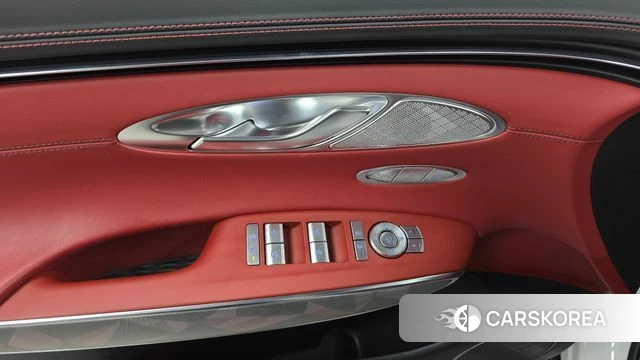 Genesis GV70 id 4354918 из Кореи 11
