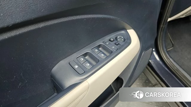 Hyundai Venue id 4905376 из Кореи 11