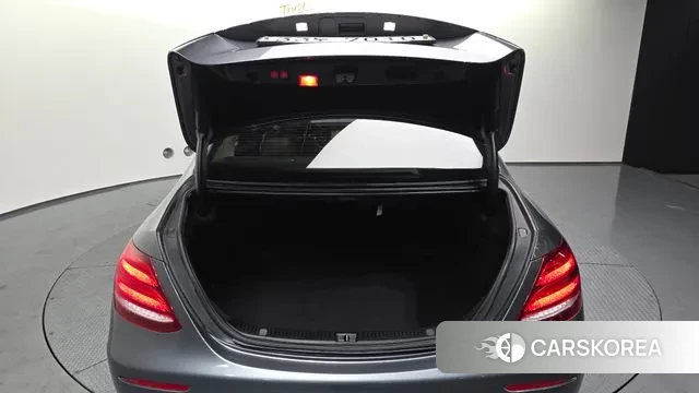 Mercedes-Benz E-Class W213 id 3656929 из Кореи 11