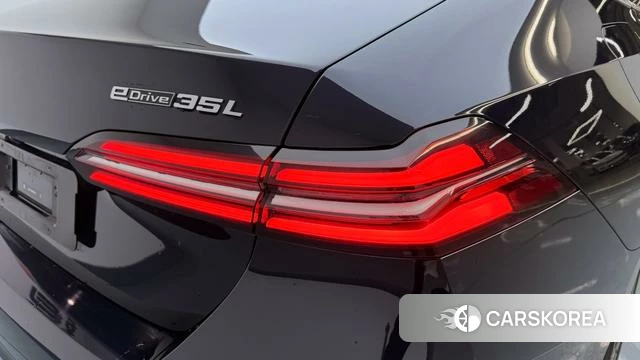 BMW i5 id 4257839 из Китая 11