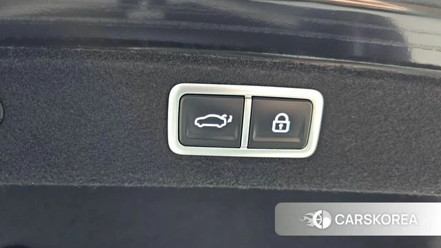 Hyundai Grandeur (GN7) id 4201706 из Кореи 11