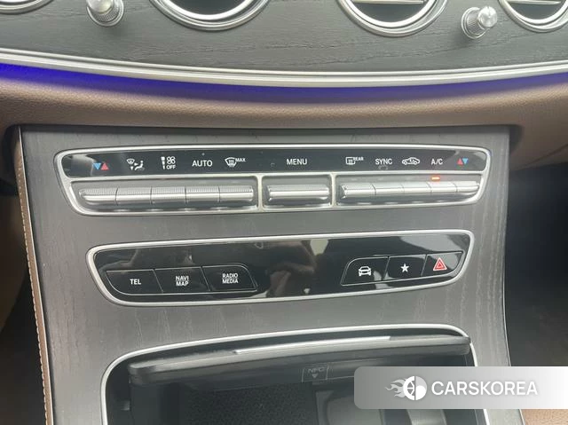 Mercedes-Benz E-class id 4256430 из Китая 11