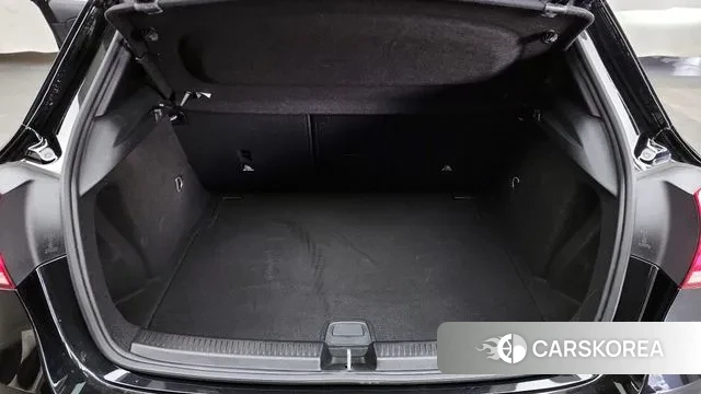 Mercedes-Benz A-Class W177 id 3766149 из Кореи 11