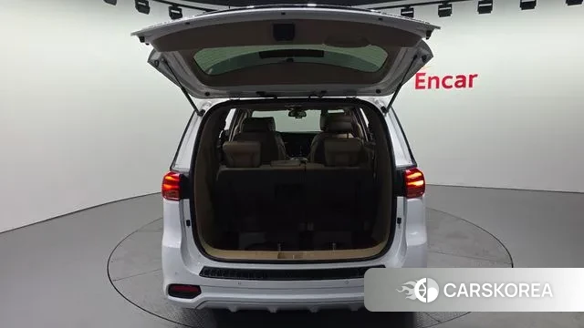 Kia The New Carnival id 3748297 из Кореи 11