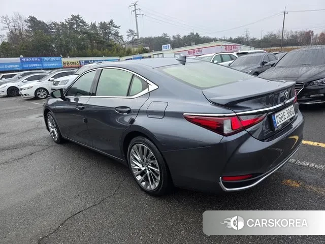 Lexus ES300h 7th generation id 3725946 из Кореи 11