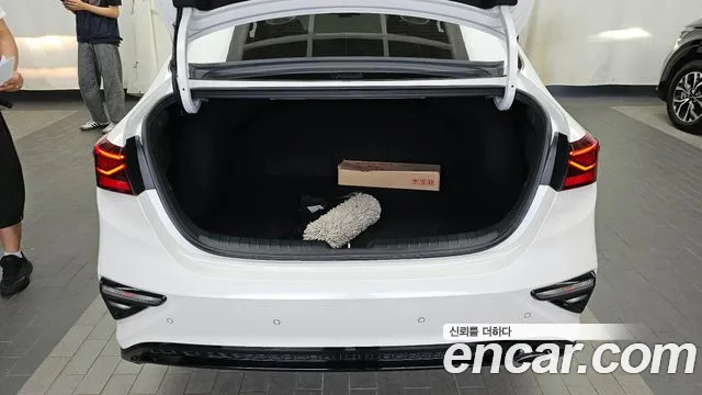 Kia Come New K3 id 2854683 из Кореи 11