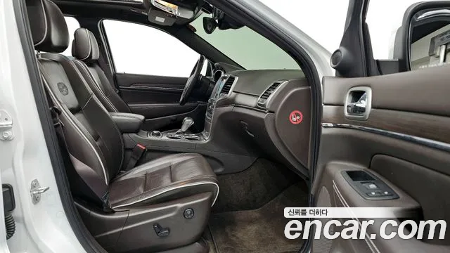 Jeep Grand Cherokee id 2681809 из Кореи 11