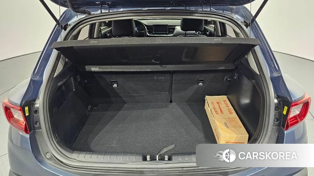 Kia Stonic id 3917266 из Кореи 11