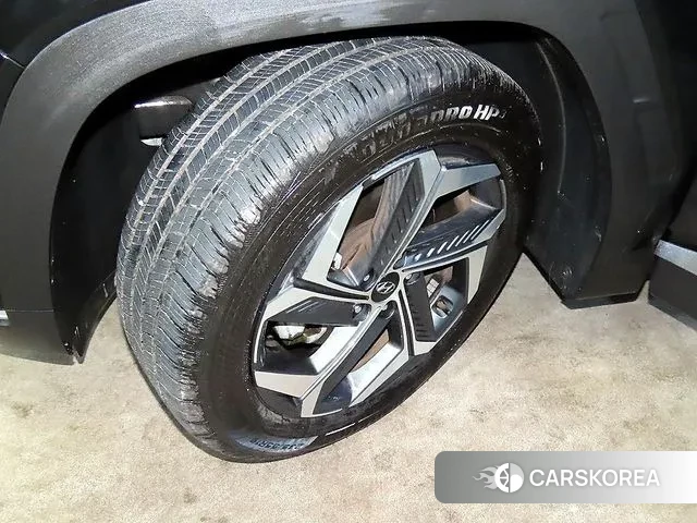 Hyundai Tucson (NX4) id 3556759 из Кореи 11