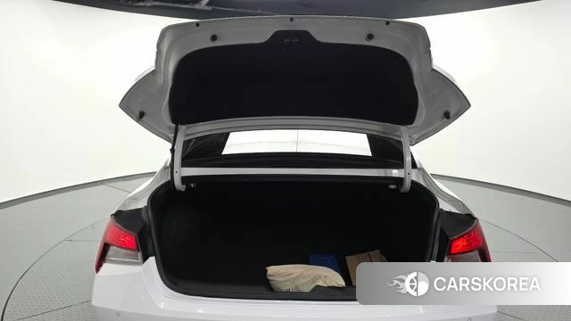 Hyundai Avante Hybrid (CN7) id 4917418 из Кореи 11