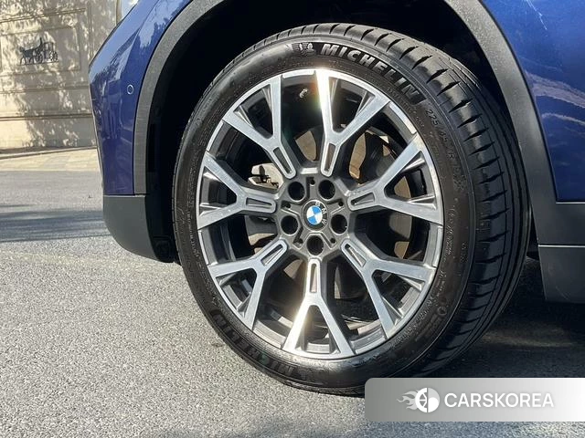 BMW X1 id 3858022 из Китая 11