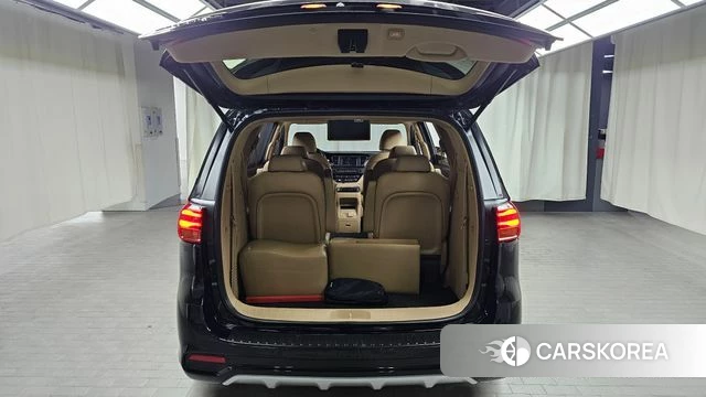 Kia The New Carnival id 4411229 из Кореи 11