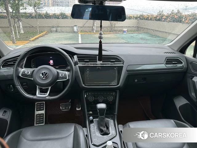 Volkswagen Tiguan L id 4261152 из Китая 11