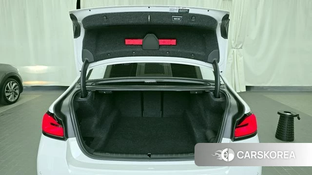 BMW 5 Series (G30) id 4395232 из Кореи 11