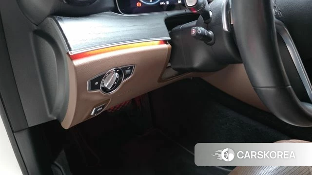 Mercedes-Benz E-Class W213 id 4715955 из Кореи 11
