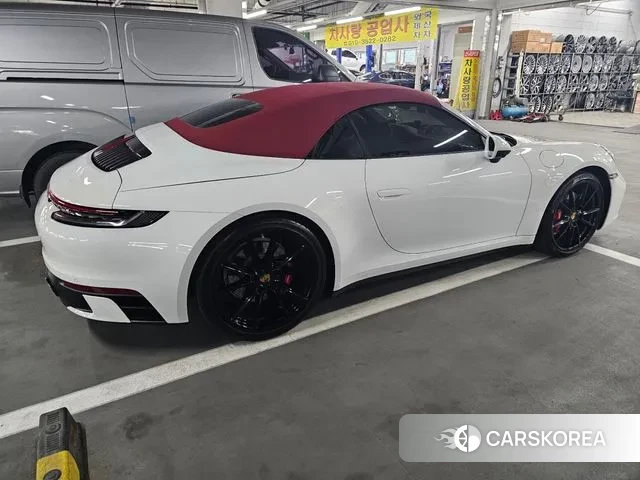 Porsche 911(992) id 2901931 из Кореи 11
