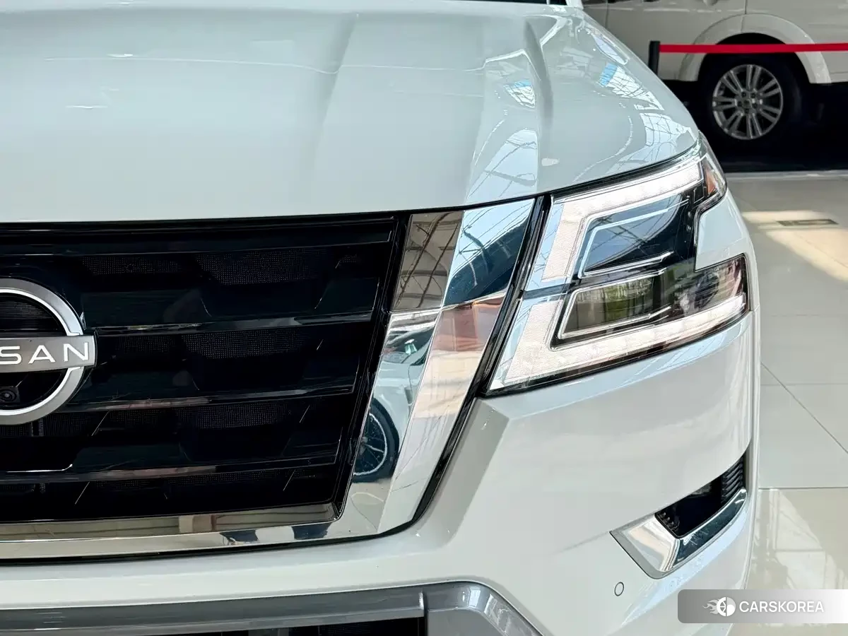 Nissan Toure id 4547289 из Китая 11