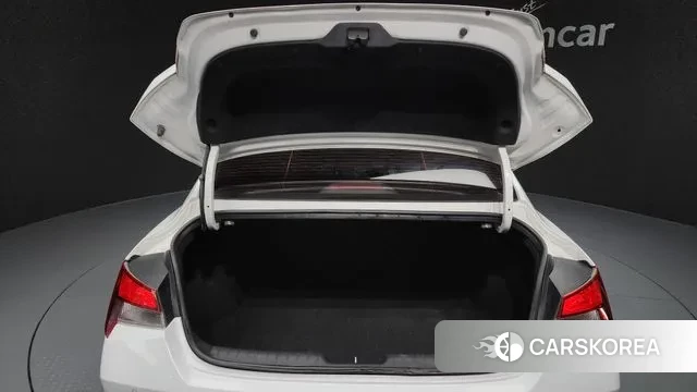 Hyundai Avante (CN7) id 3306203 из Кореи 11