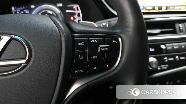 Lexus ES300h 7th generation id 4463104 из Кореи 11