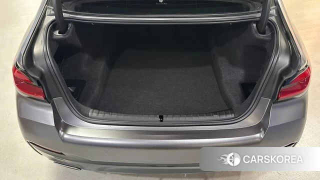 BMW 5 Series (G30) id 4303666 из Кореи 11